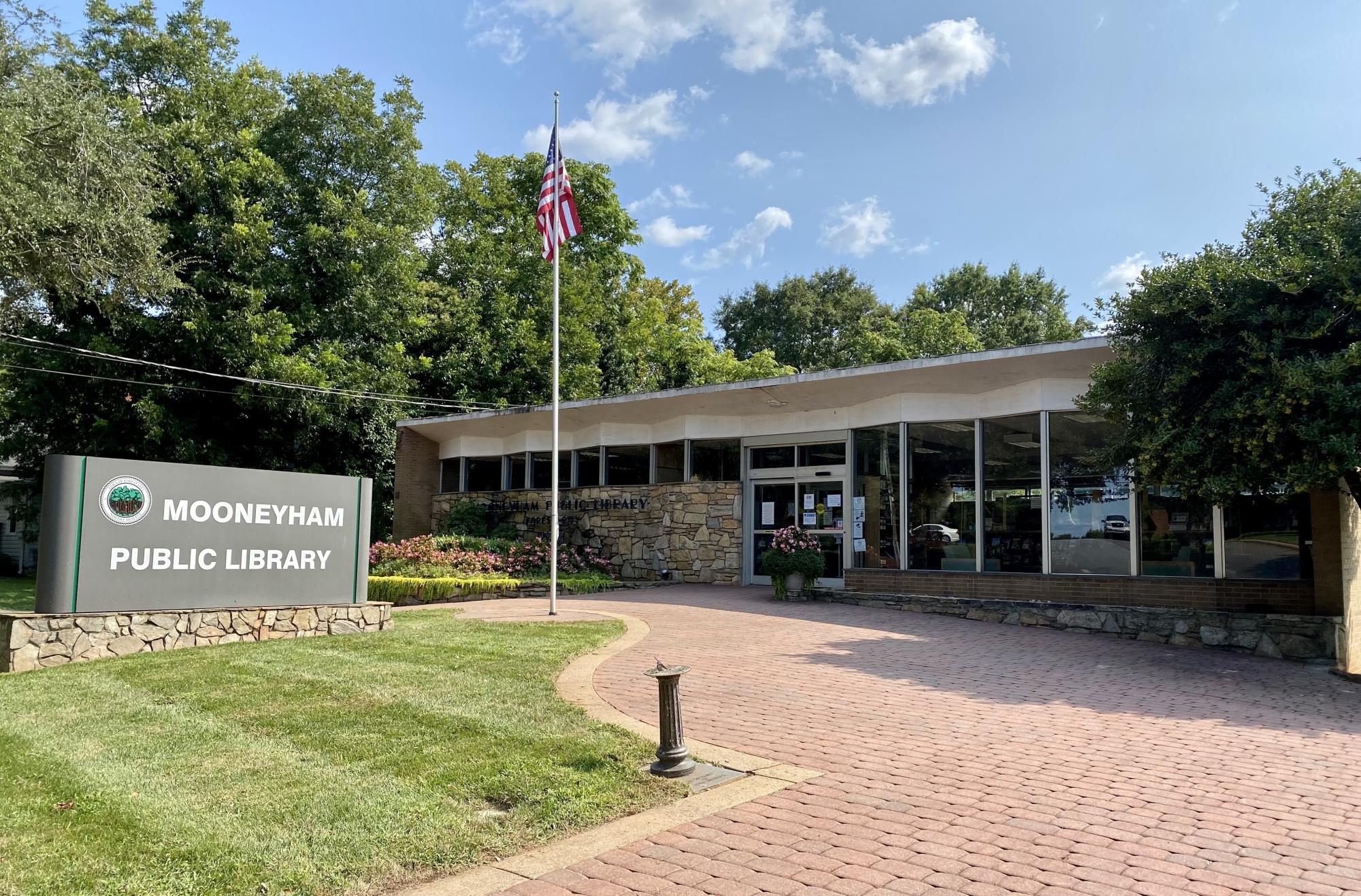 Mooneyham Public Library